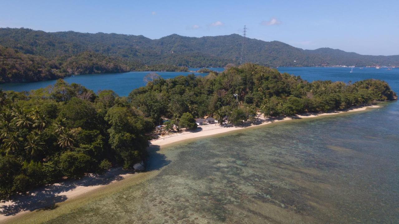 White Sands Beach Resort Lembeh Bitung Exterior foto