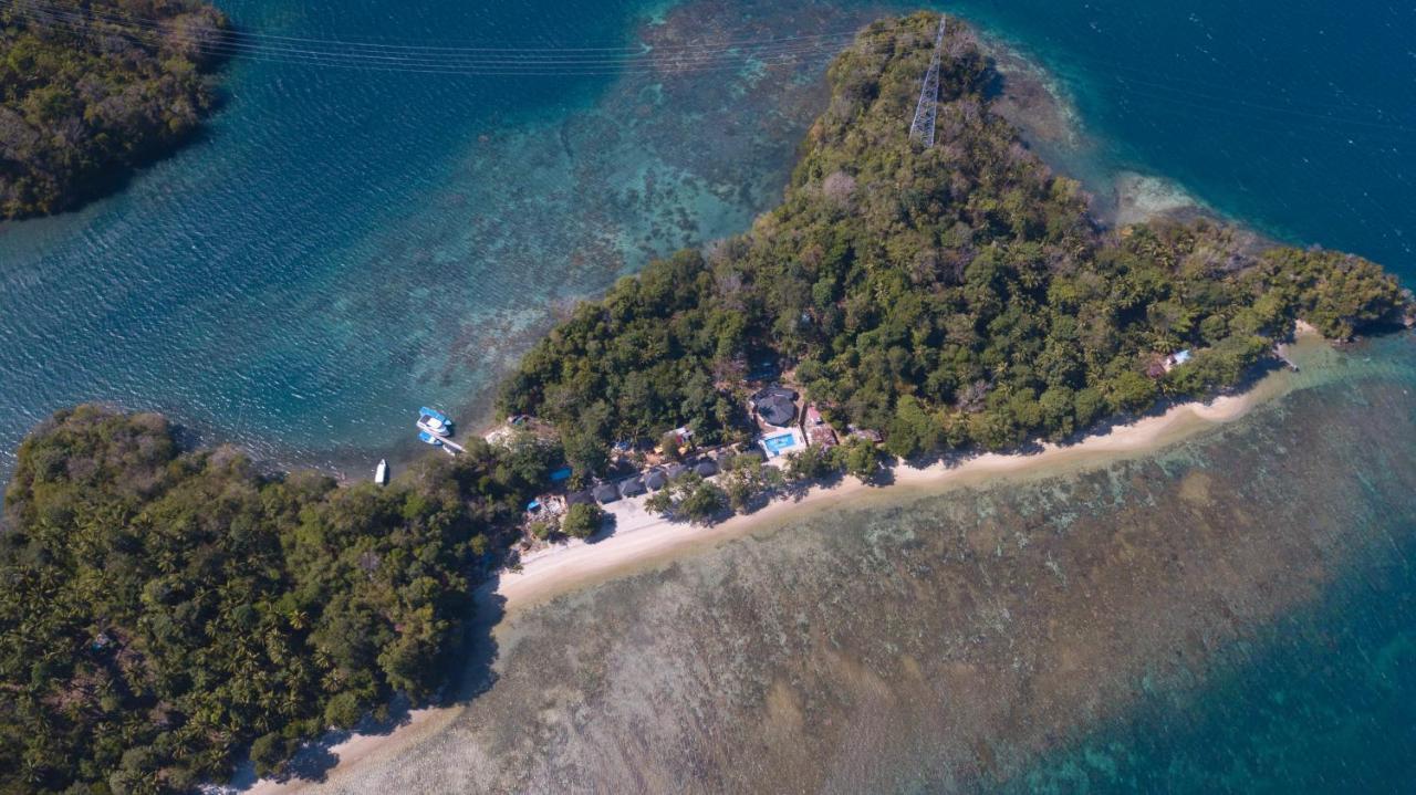 White Sands Beach Resort Lembeh Bitung Exterior foto