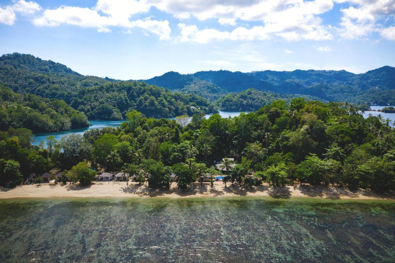 White Sands Beach Resort Lembeh Bitung Exterior foto